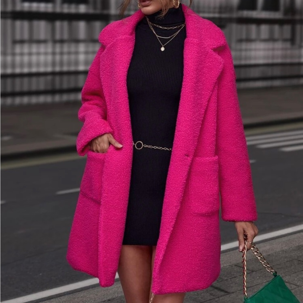 💞Hot pink dual pocket lapel Barbiecore teddy coat. SHEIN size L 💗